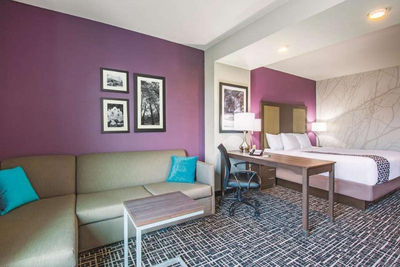 Hotel La Quinta By Wyndham York Extérieur photo